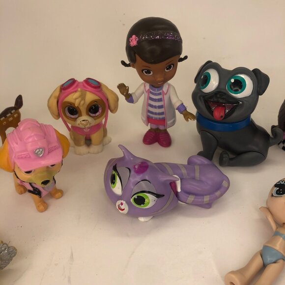 Lot Of Mixed Character Figures & Toys Including Mickey Mouse Doc McStuffins Mini - Picture 3 of 11